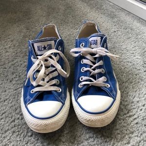 Blue converse!